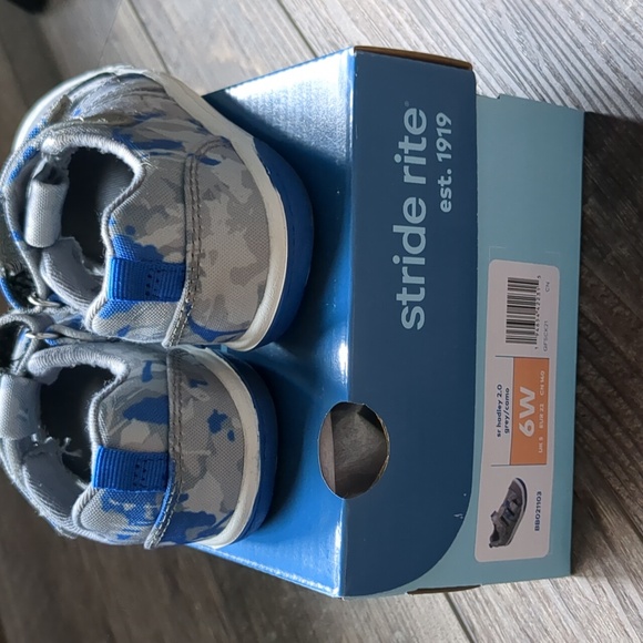 Stride Rite Hadley 2.0 Sneaker Sandal Size 6 Wide - Picture 7 of 7